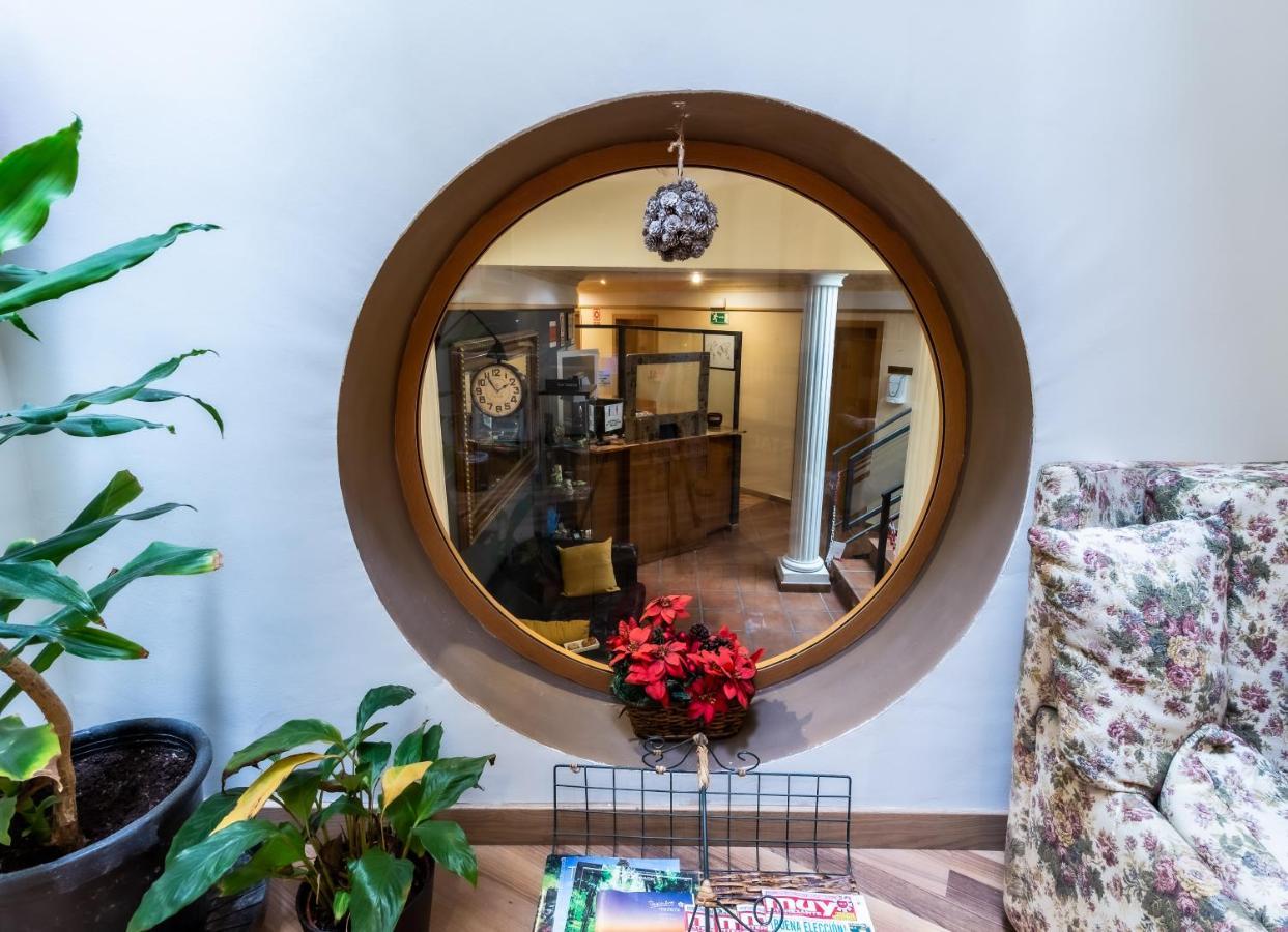 Hostal Rural El Cano By Vivere Stays Alpedrete Ngoại thất bức ảnh