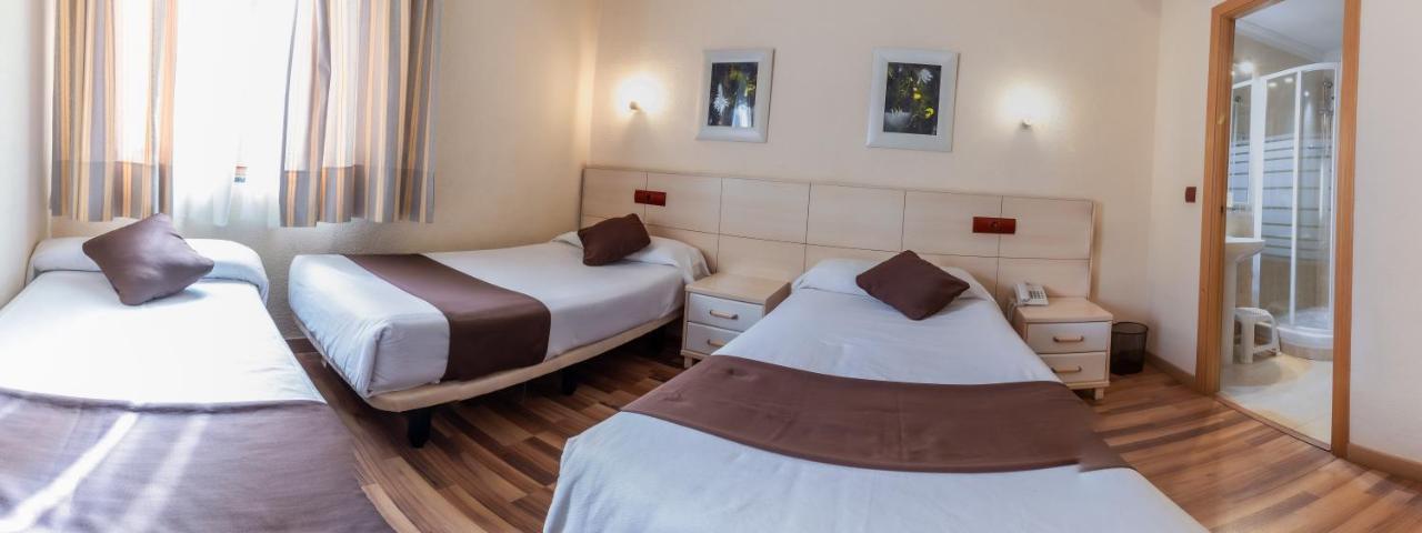 Hostal Rural El Cano By Vivere Stays Alpedrete Ngoại thất bức ảnh