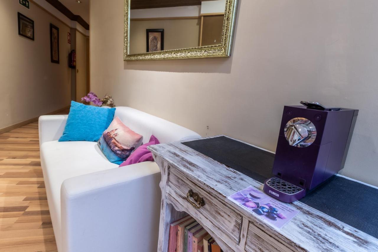 Hostal Rural El Cano By Vivere Stays Alpedrete Ngoại thất bức ảnh