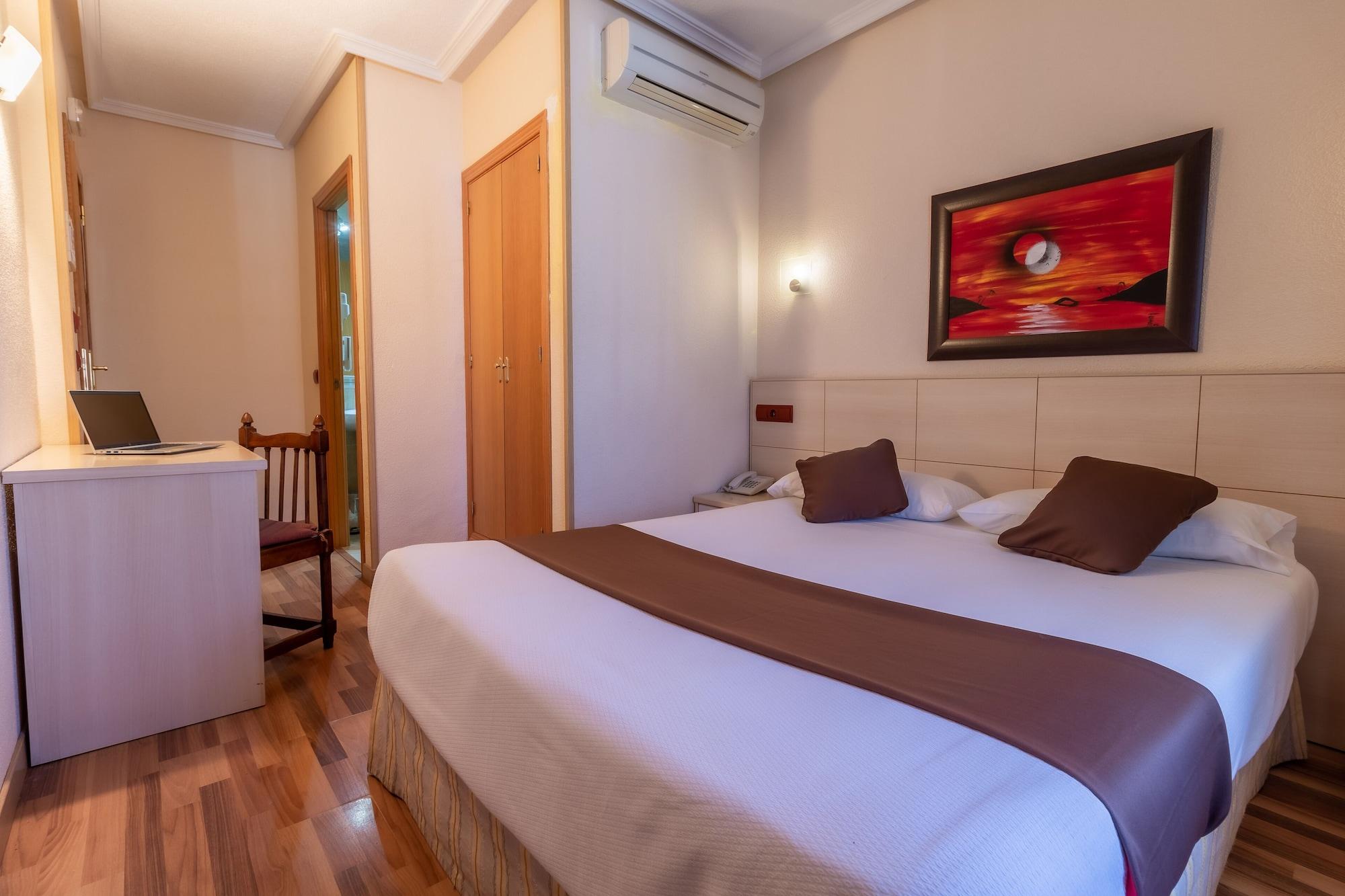 Hostal Rural El Cano By Vivere Stays Alpedrete Ngoại thất bức ảnh