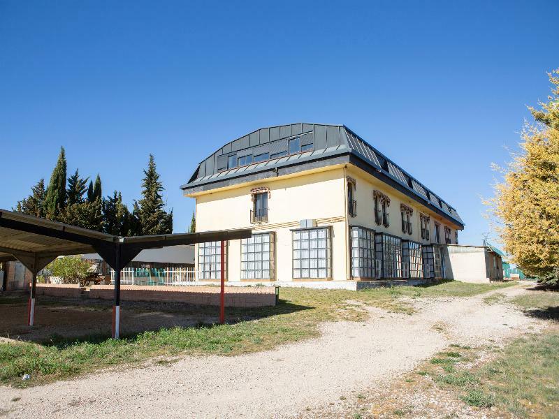 Hostal Rural El Cano By Vivere Stays Alpedrete Ngoại thất bức ảnh