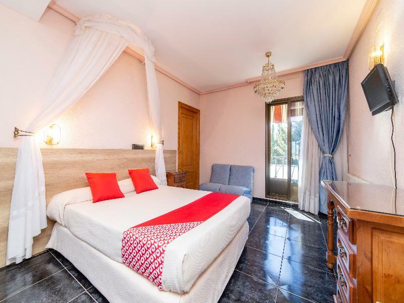 Hostal Rural El Cano By Vivere Stays Alpedrete Ngoại thất bức ảnh