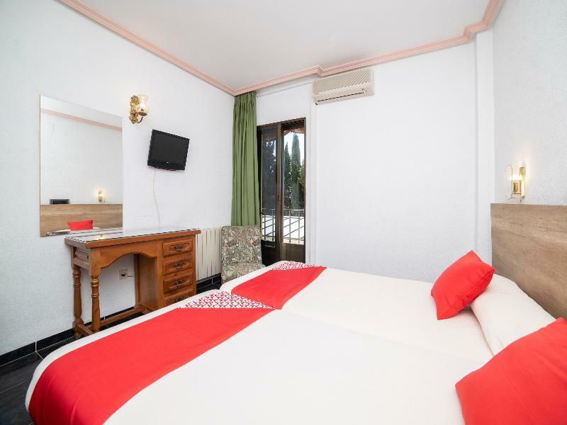 Hostal Rural El Cano By Vivere Stays Alpedrete Ngoại thất bức ảnh
