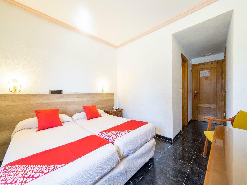 Hostal Rural El Cano By Vivere Stays Alpedrete Ngoại thất bức ảnh