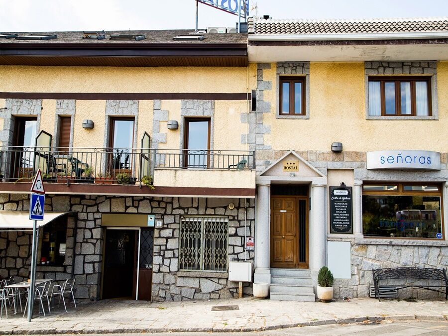 Hostal Rural El Cano By Vivere Stays Alpedrete Ngoại thất bức ảnh